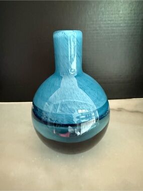 HQT Hand Made Glass Blue Cylinder Vase Clear Bottom Gorgeous Heavy
